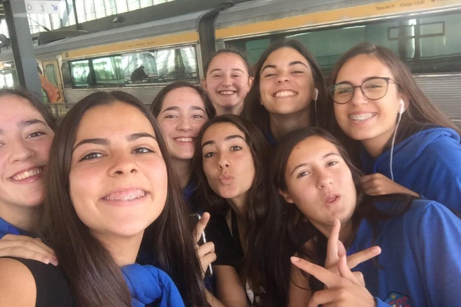 NEGE ESCOLA DE FUTEBOL JUNIORES S19 ON TOUR